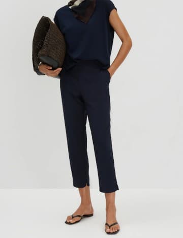 Pantaloni model 4