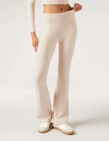 Pantaloni model 9